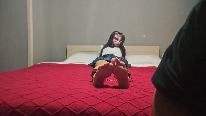#物语工作室 纯情女大欣欣的试镜视频下集，不多说了，看过上集的都知道了，欣欣超级敏感又害羞，一直在那忍着的声音更涩了，但这次给她上了撸猫手套，立马就破防了.mp4