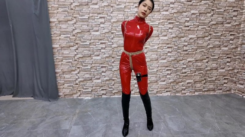 #HD飞天 艺仙儿电击跳舞,受郊狼肛塞电击的影响想跳都跳不好下载地址
