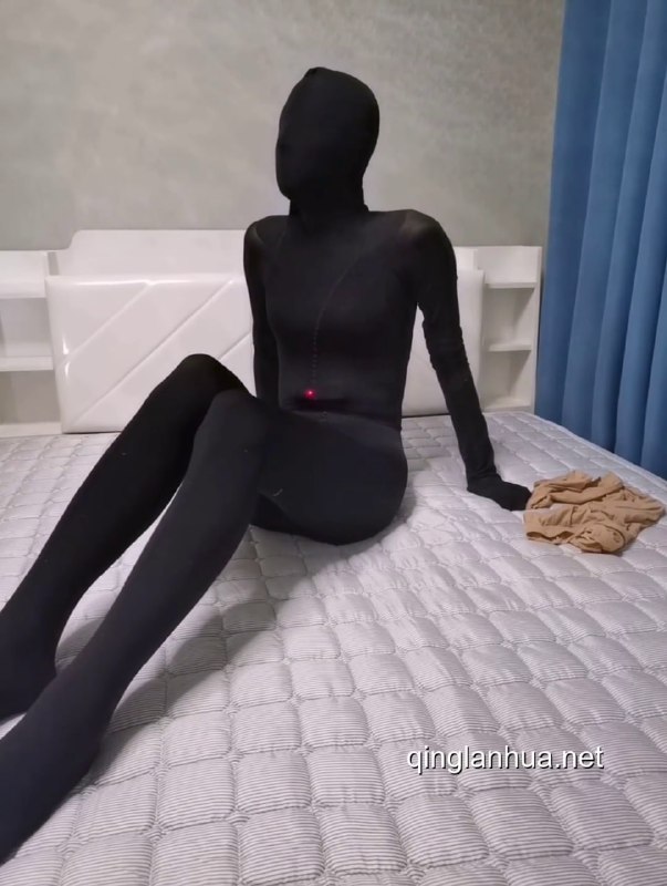 #丝妖久久 定制款全包裤袜，全新的丝袜全包方式.mp4