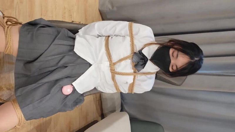 #鱼果儿 晕过去再醒来委屈挣扎时最痛苦的是玩具没有放对地方好难受不舒服，我偷偷自己调整了下位置，放对地方了，真的会忍不住叫到破音了，而且会很舒服哎下载地址