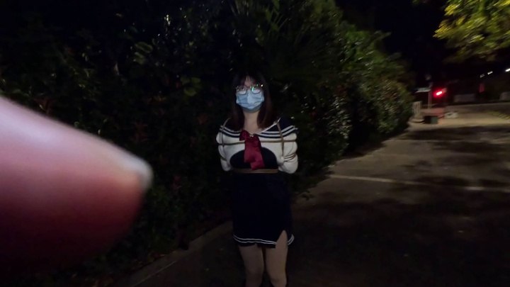 #四月绳艺学院 小m的训练课程-户外专项训练，回去的路上还被迫漏出大灯泡.mp4