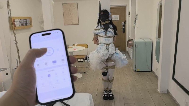 #FXX 【束缚lo娘限制行动】挺有趣的剧本 看着不难 操作起来一点都不简单 束缚小M限制行动 打开内置TD强制GC 电击器稳定输出 分别用几种方式束缚 藏好玩具开关 让束缚中的M自行寻找关闭下载地址